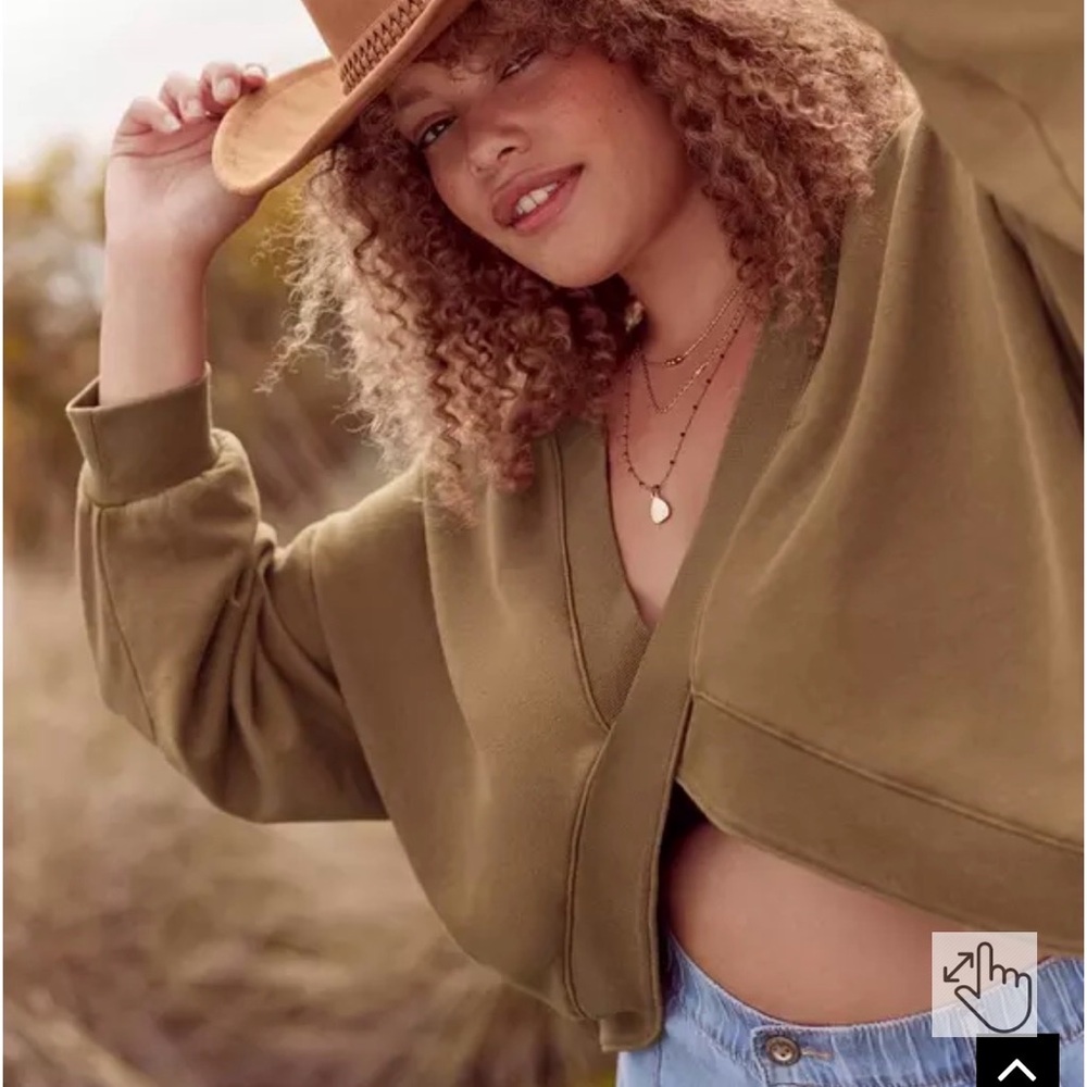 Torrid 1X Festi Reversible Cropped Sweatshirt